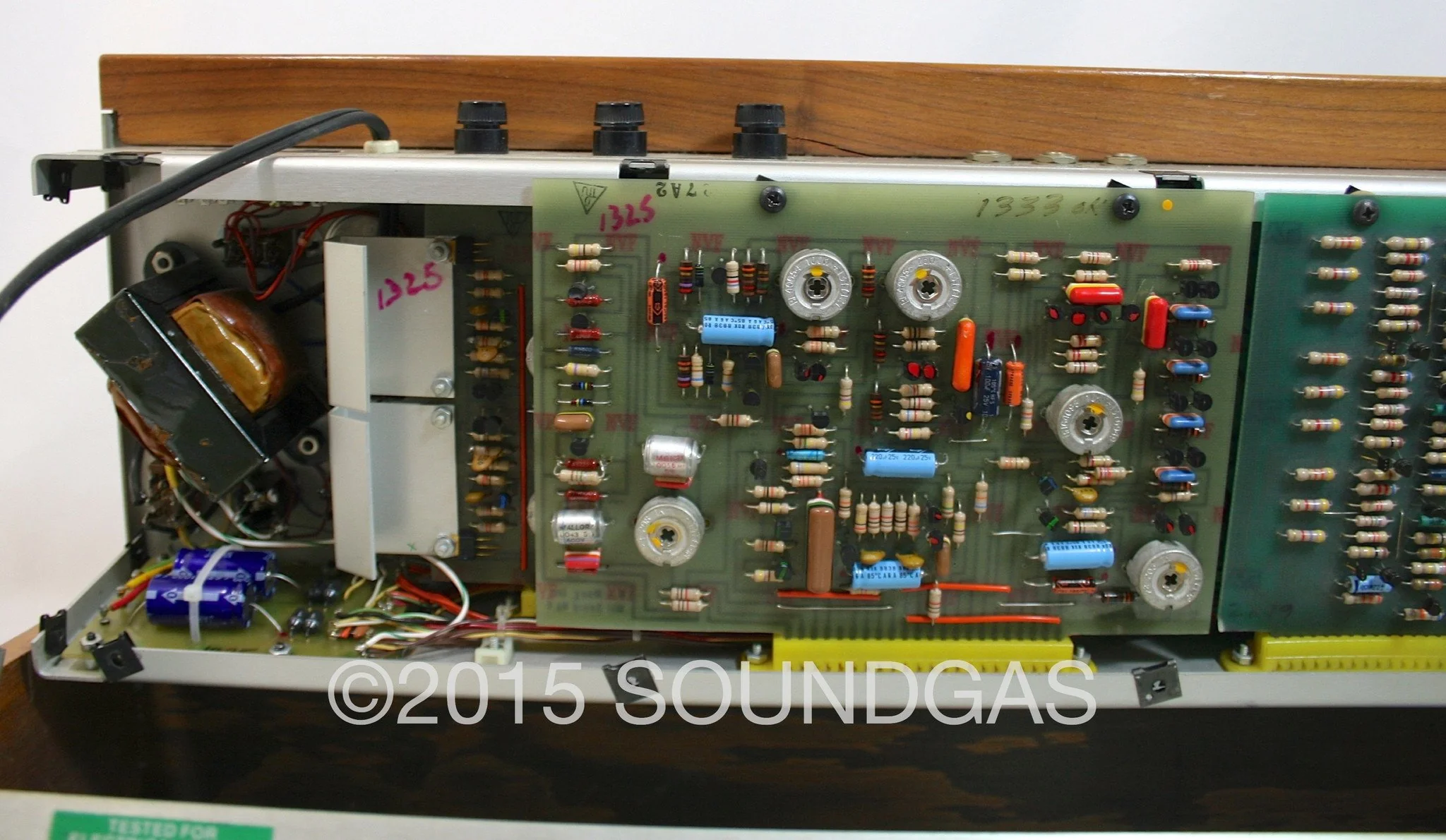 MOOG MUSIC MINIMOOG MODEL D - muSonics spec - Image 23