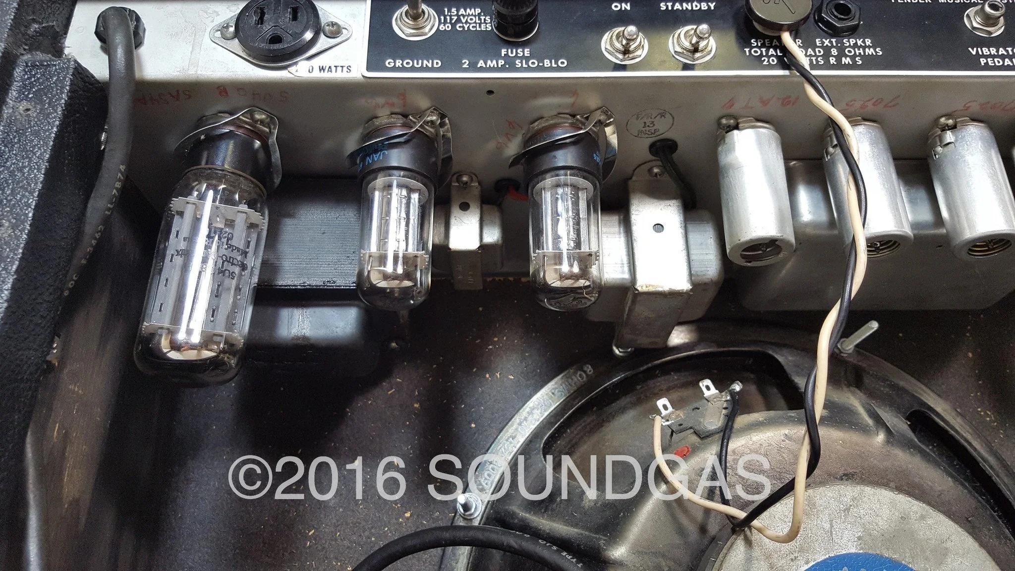 FENDER DELUXE REVERB (Blackface Modified) - Image 10