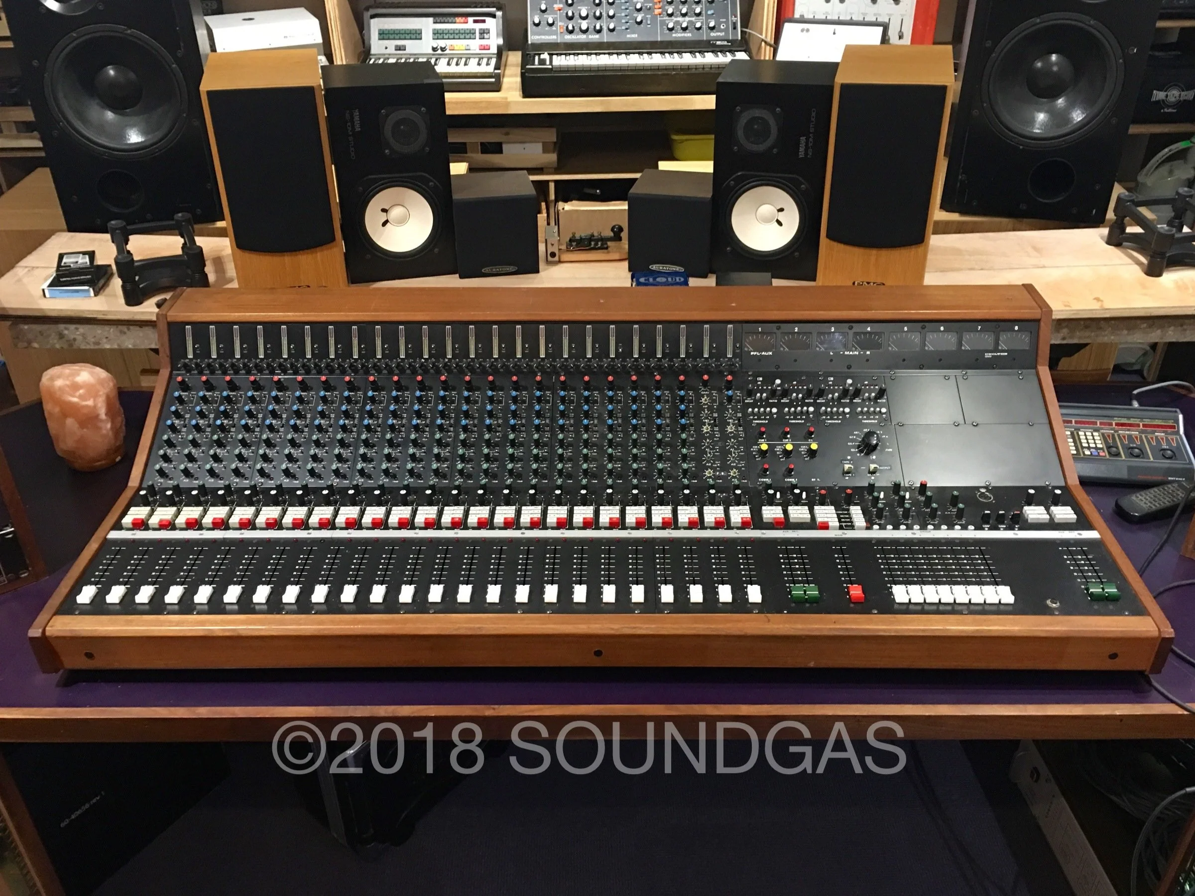 Chilton QM3 - 24-8-2 Mixing console - ex-BBC - Image 3