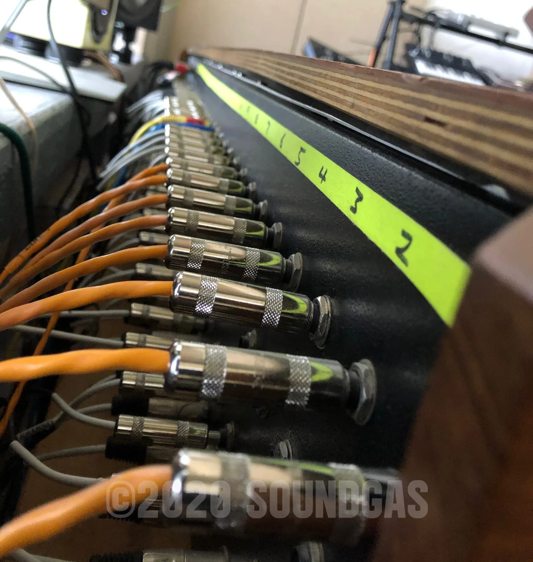 Chilton QM3 - 24-8-2 Mixing console - ex-BBC - Image 12