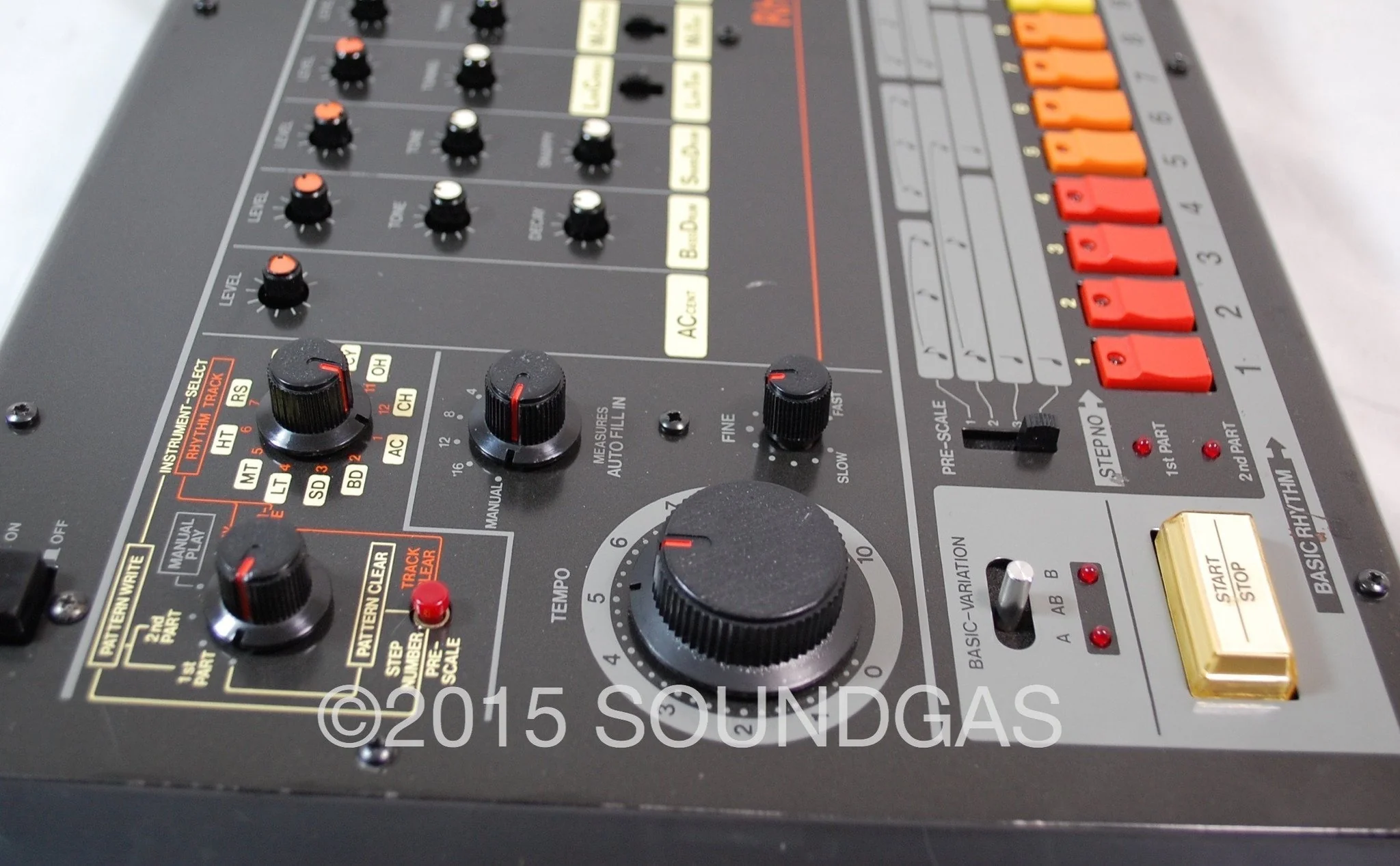 ROLAND TR-808 RHYTHM COMPOSER - Image 15