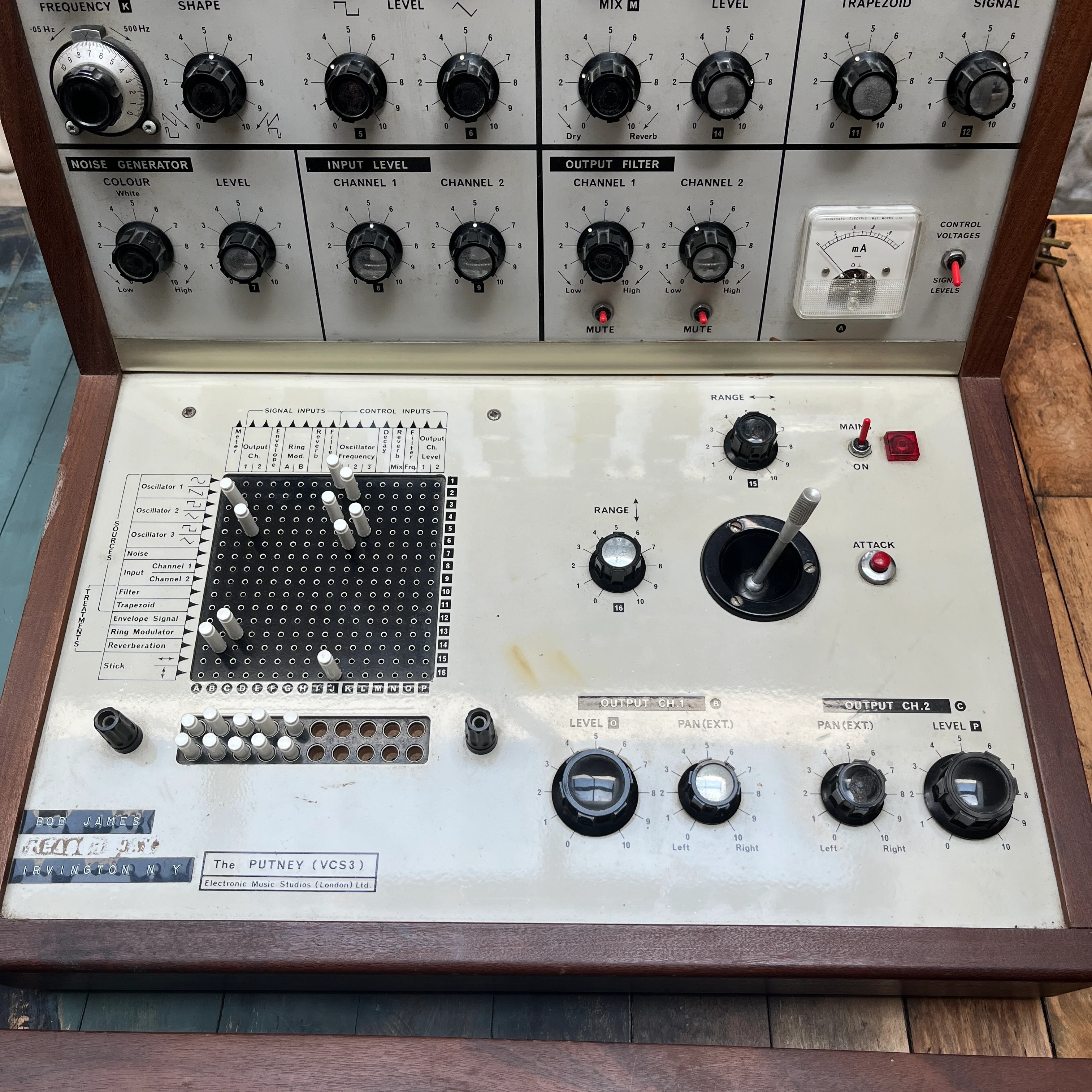 EMS VCS3 Putney & DK1 Cricklewood - Bob James - USA - Image 11