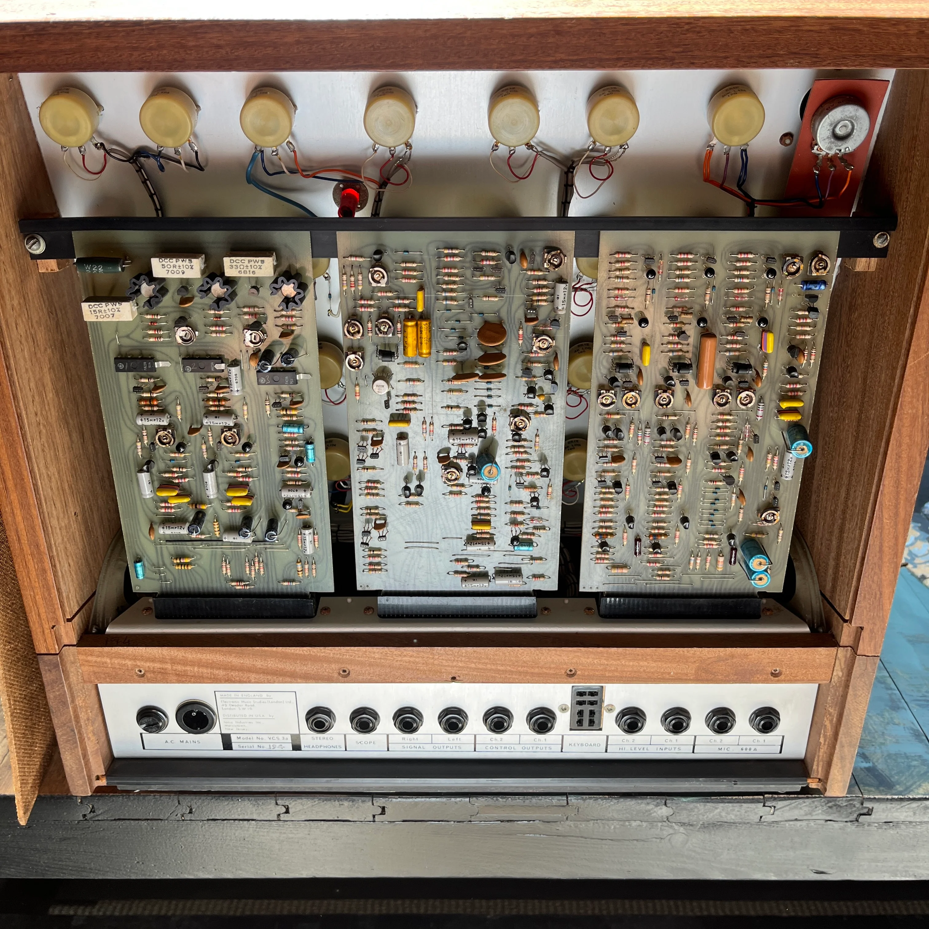 EMS VCS3 Putney & DK1 Cricklewood - Bob James - USA - Image 18