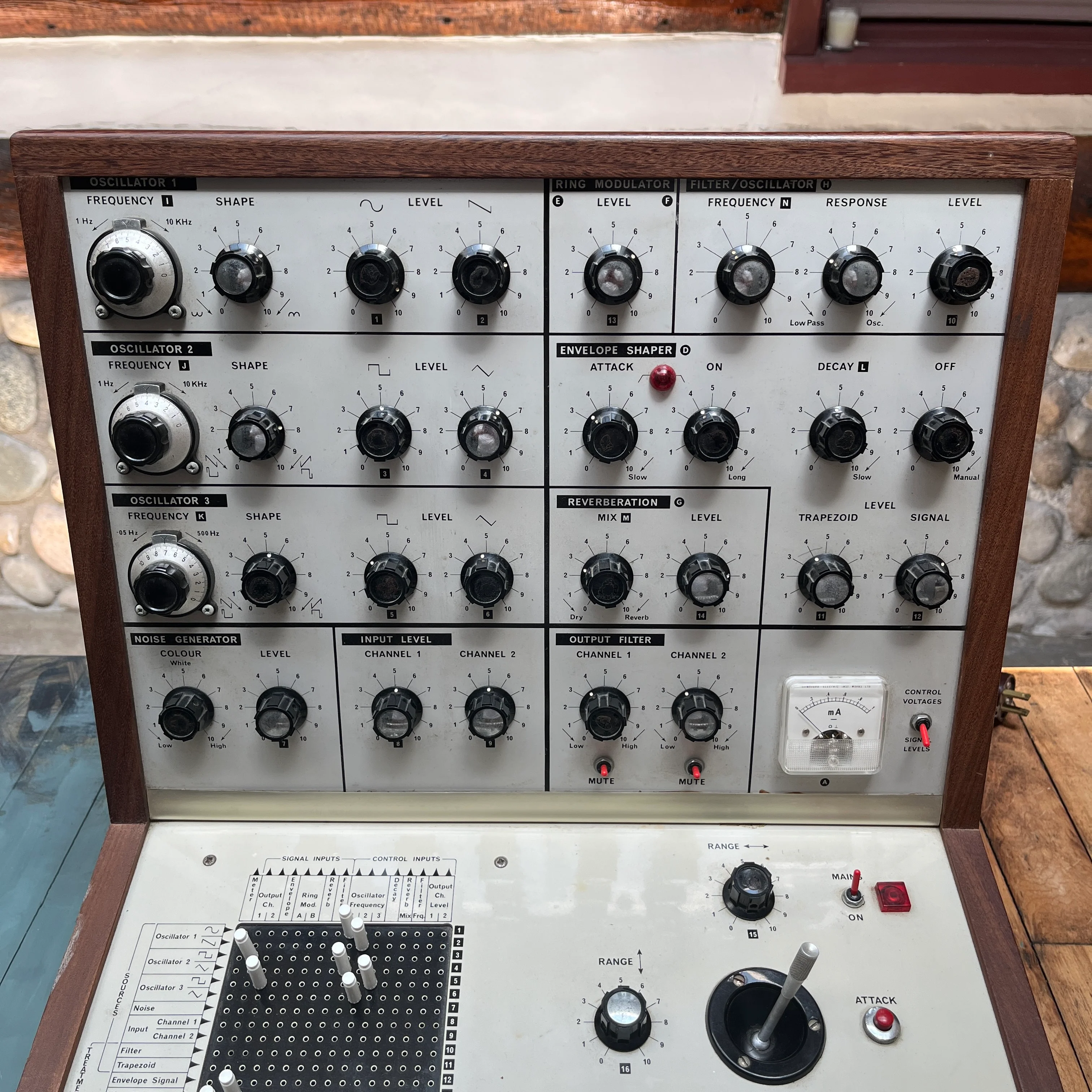 EMS VCS3 Putney & DK1 Cricklewood - Bob James - USA - Image 9