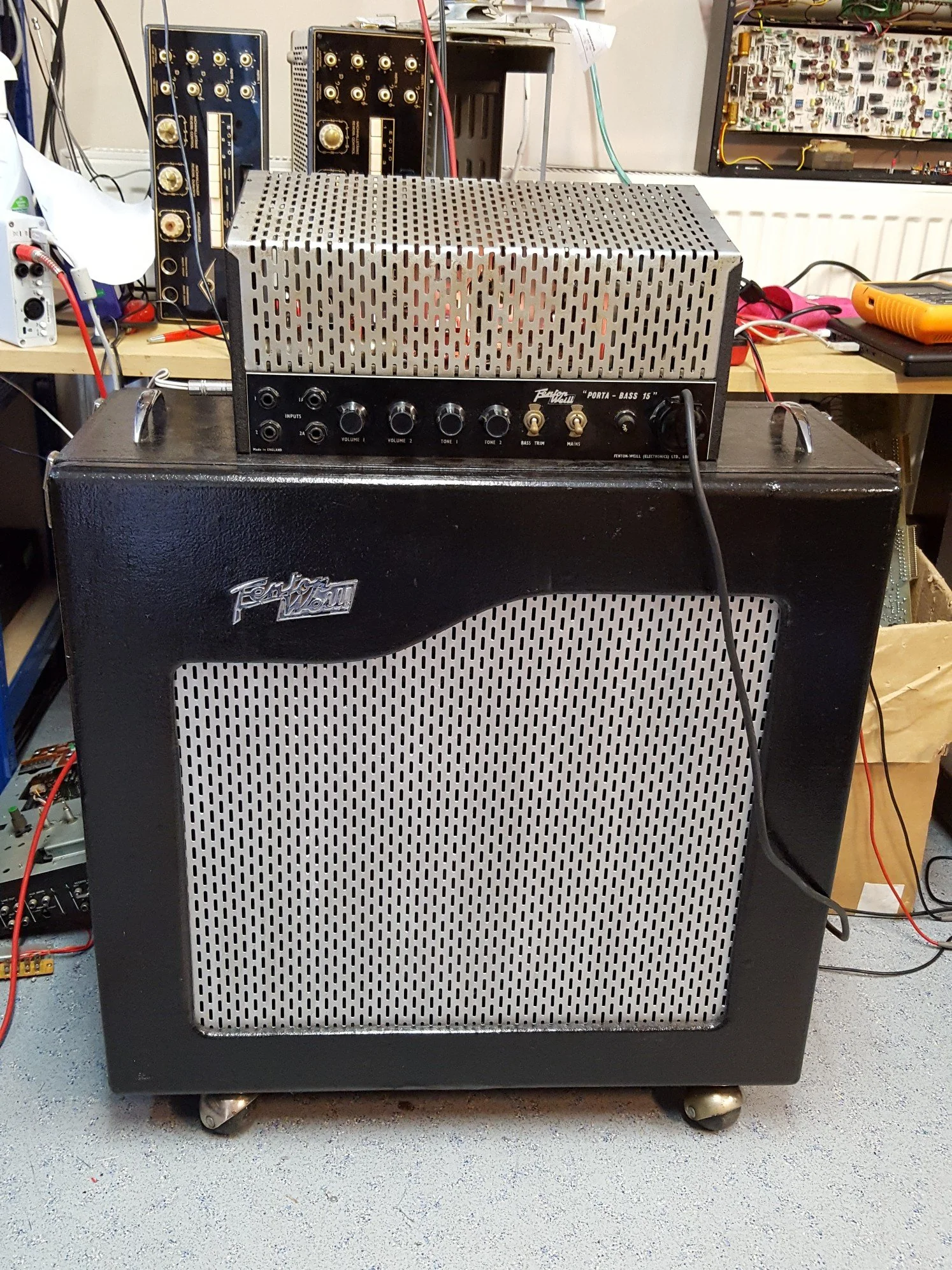 Fenton Weill Porta-Bass 15 - Image 7