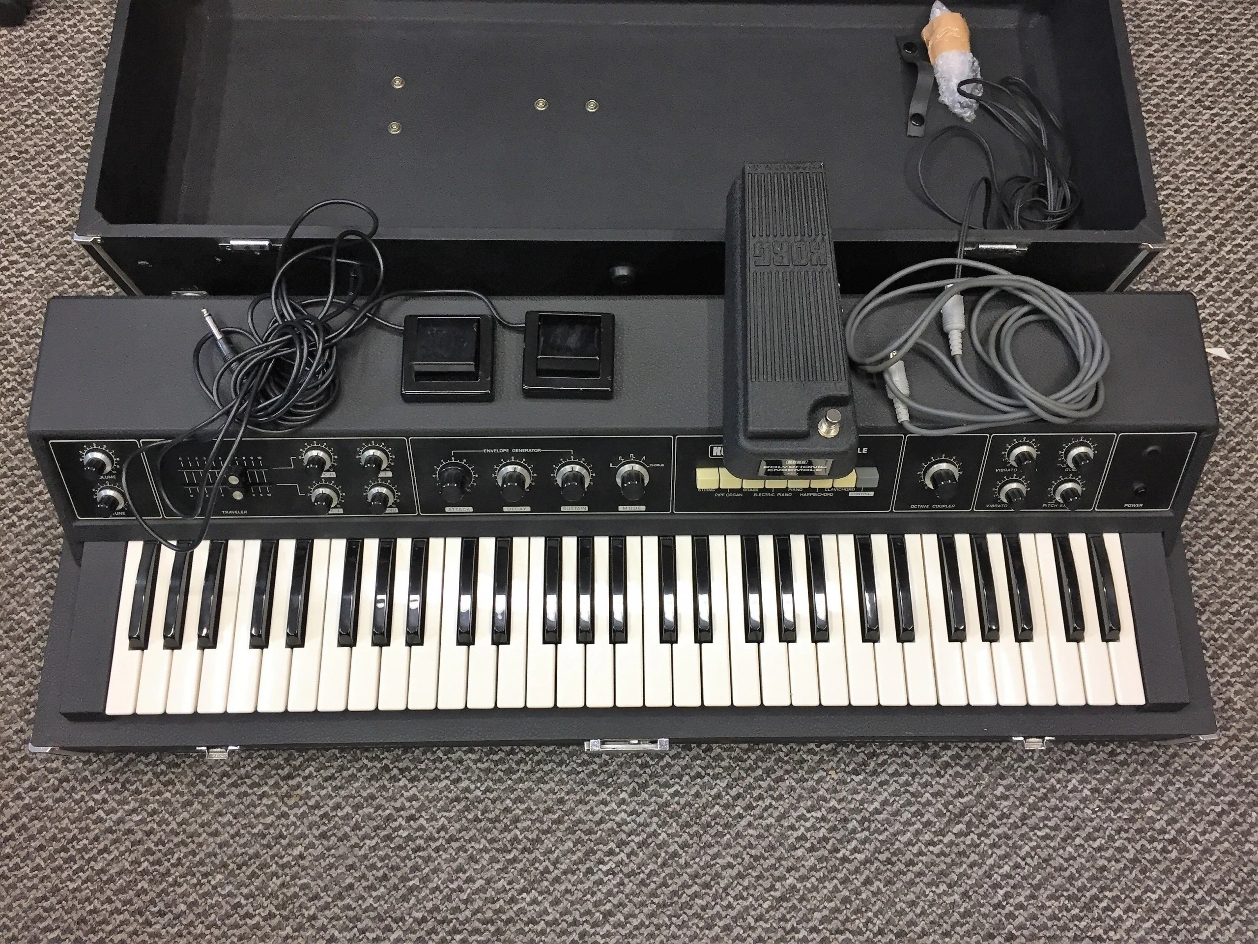 Korg PE-1000 Polyphonic Ensemble + all pedals & stand - Image 2