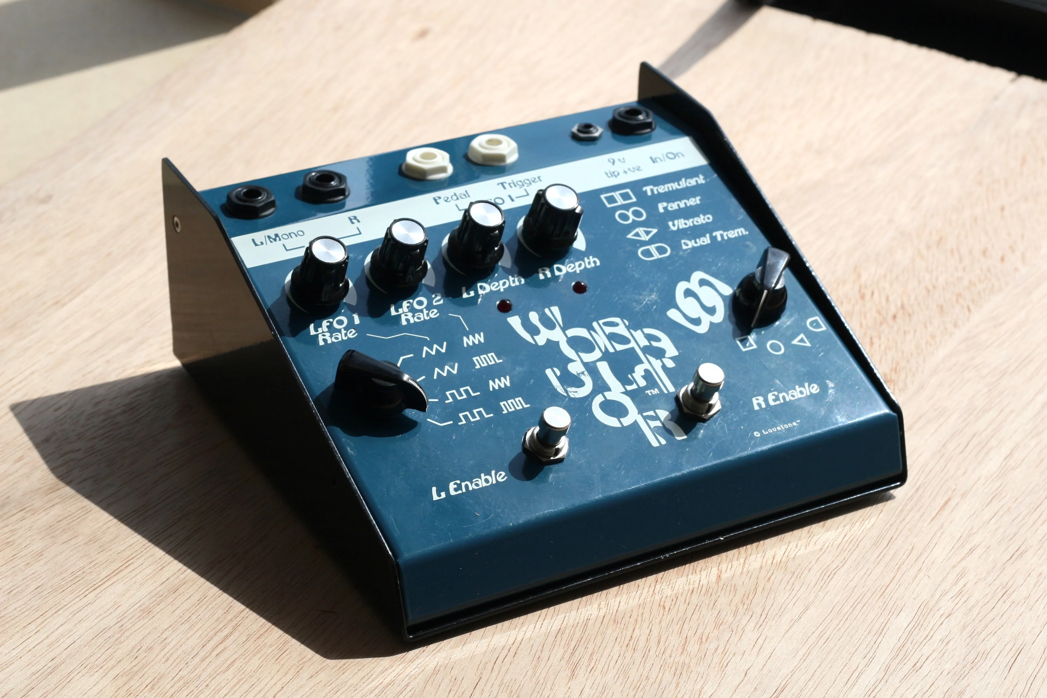 Lovetone Wobbulator - Image 3