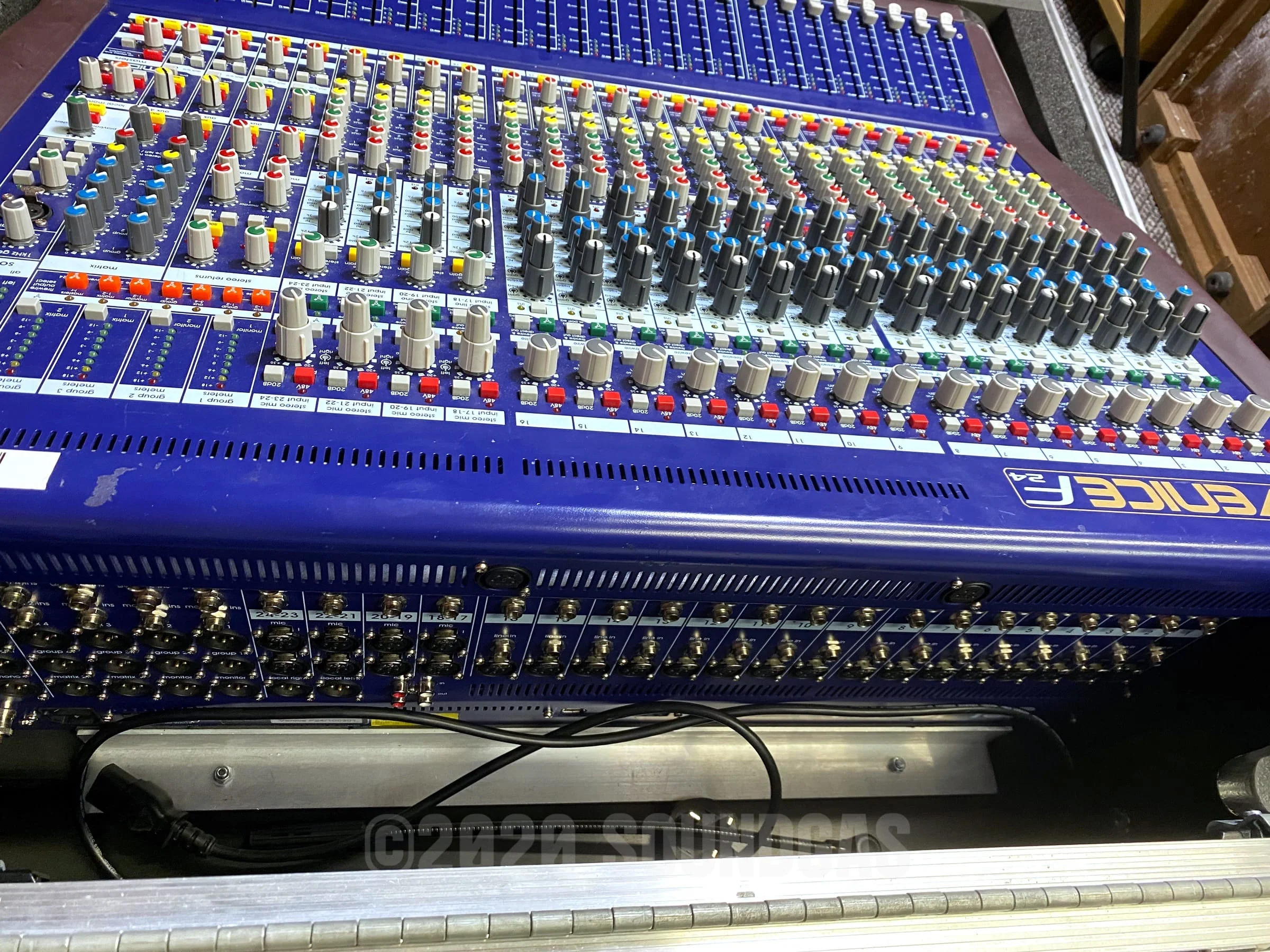Midas Venice F24 - Image 10
