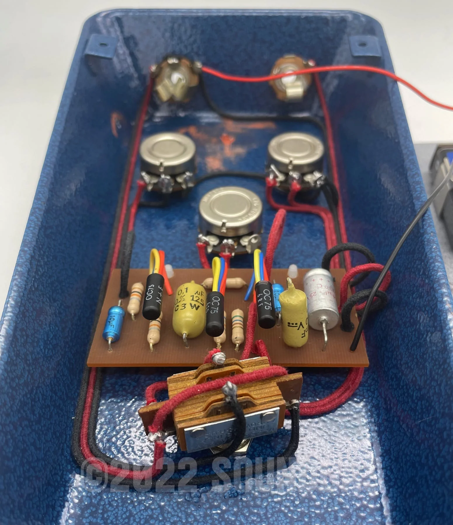 R2R Electric Aged Supa MKII Fuzz 1964 Philips - Image 13