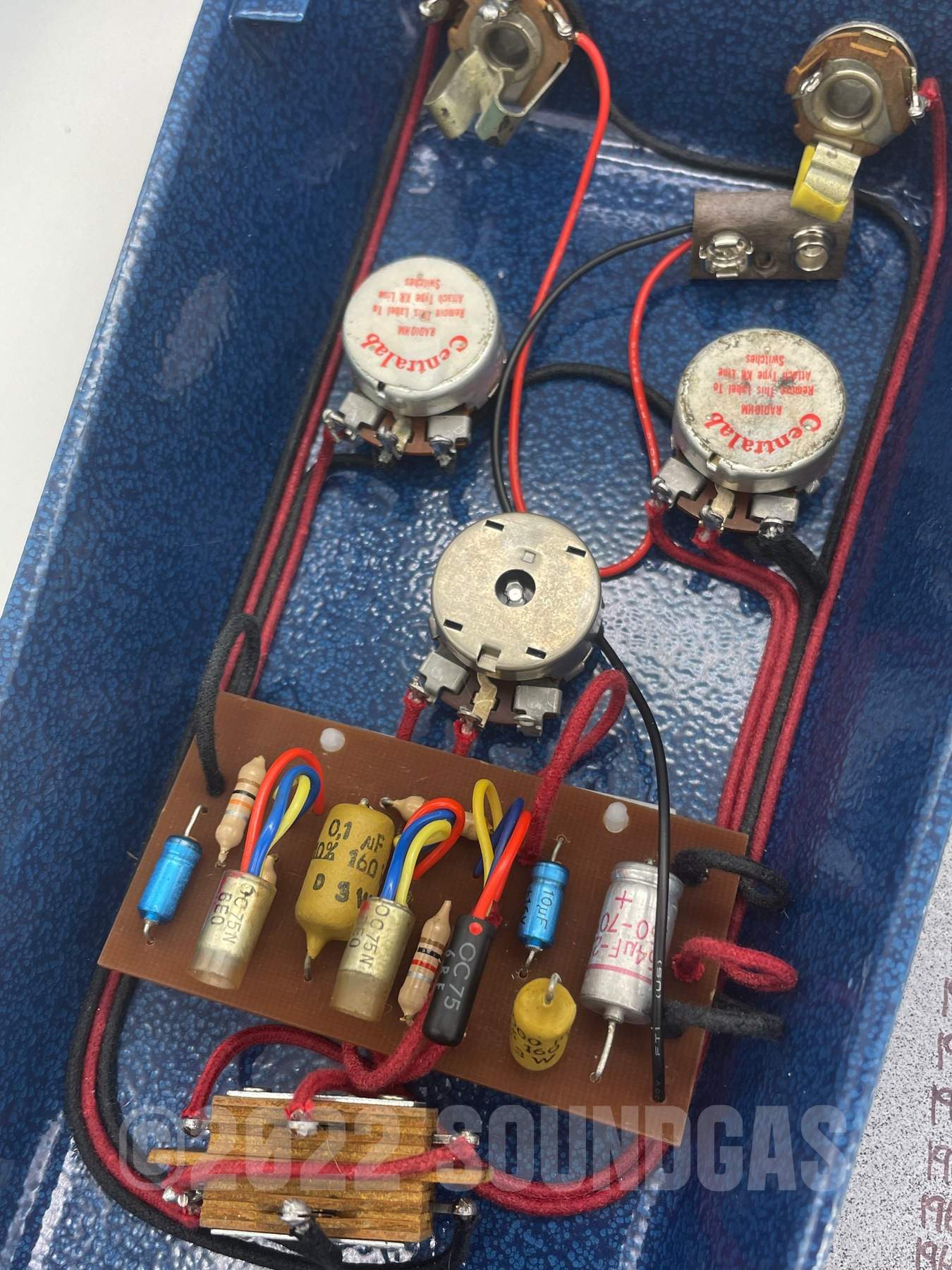 R2R Electric Aged Supa MKII Fuzz Rupert 1964 Norelco - Image 16