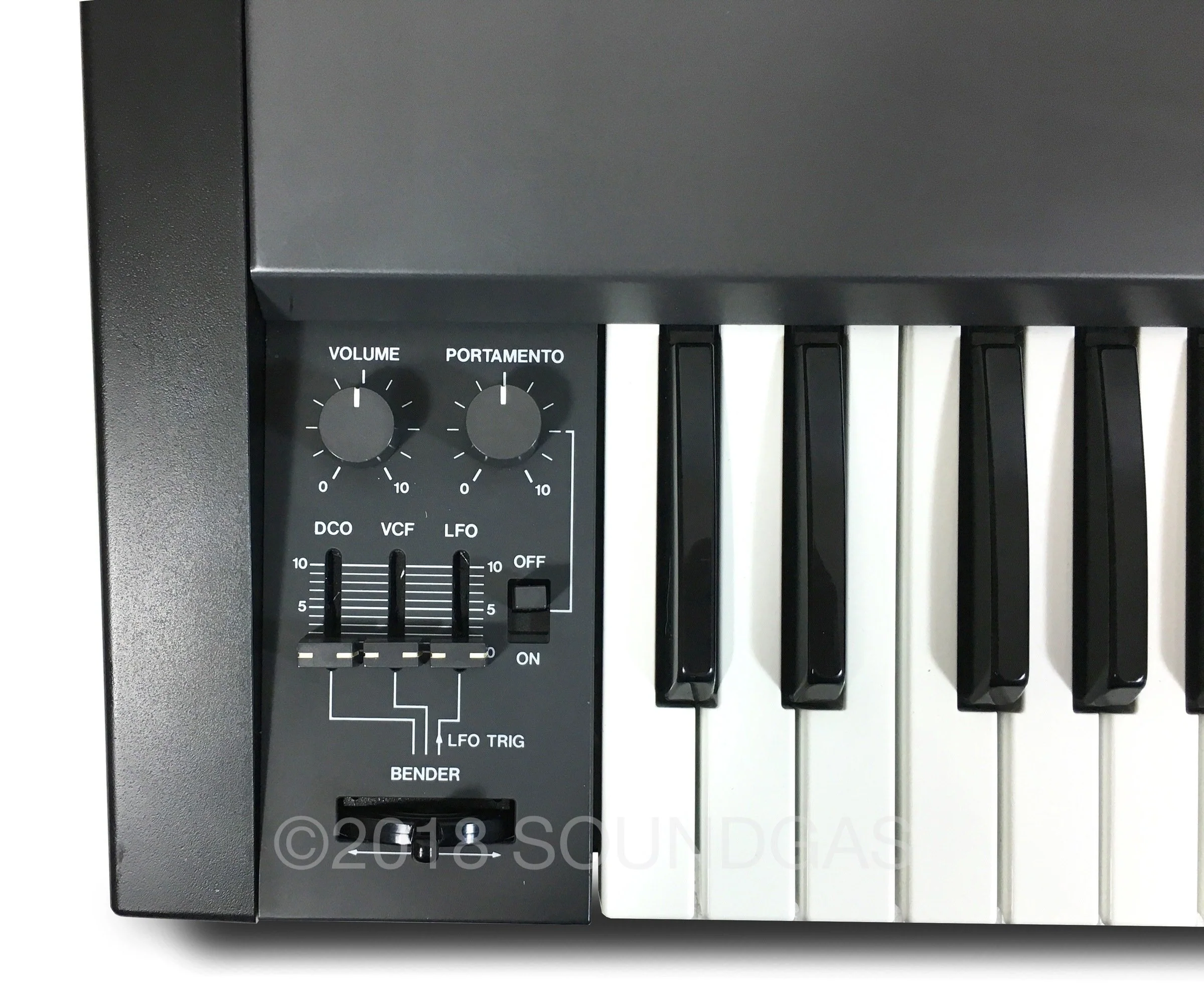Roland Juno-106 - Image 3