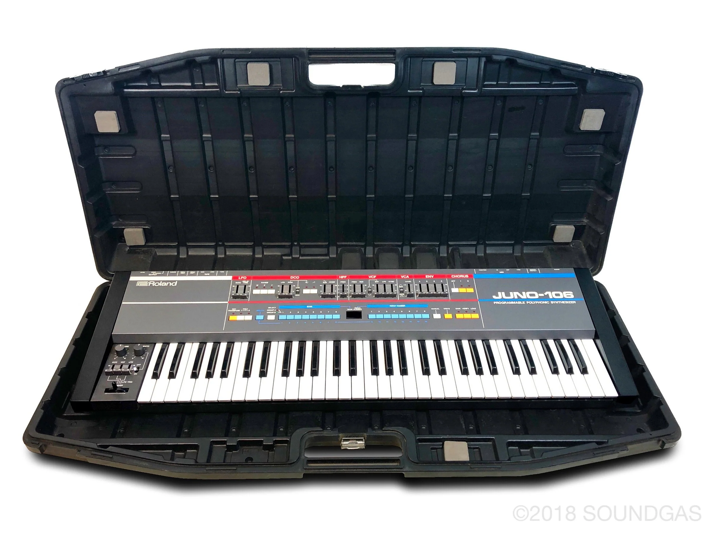 Roland Juno-106 - Near Mint + Hard Case