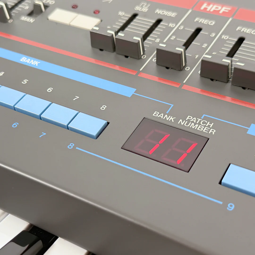 Roland Juno-106 NOS/Boxed For Sale - SN 554310 - Image 14