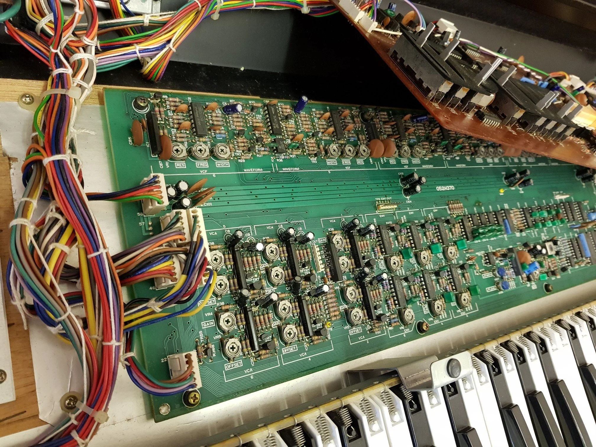 Roland Juno-60 - Near Mint! - Image 18