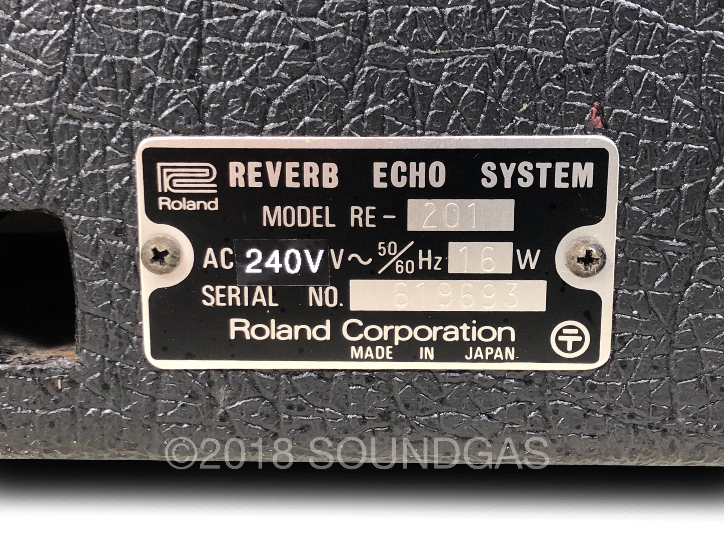 Roland RE-201 Space Echo - 240v - Image 7