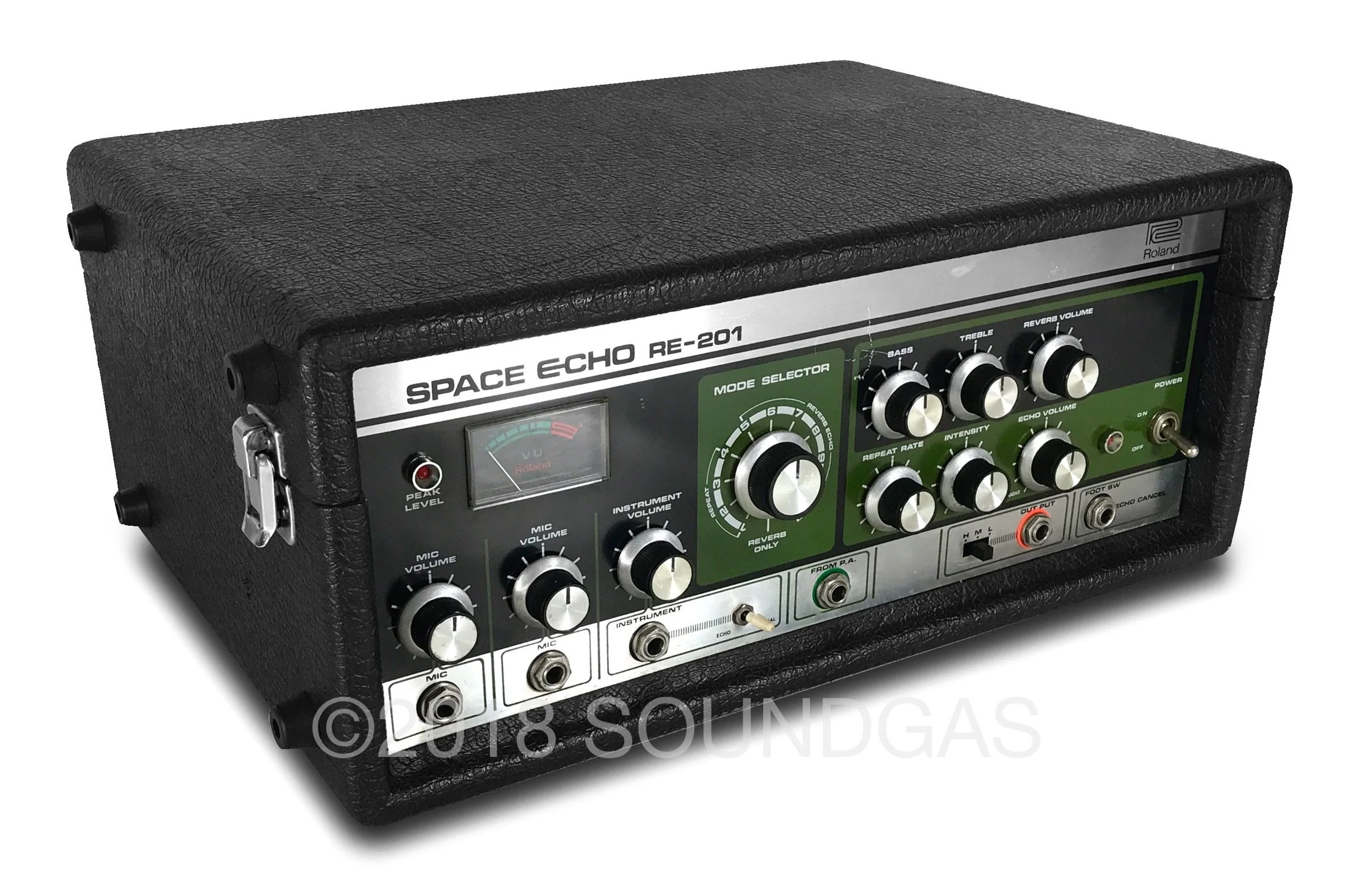 Roland RE-201 Space Echo - 240v - Image 3