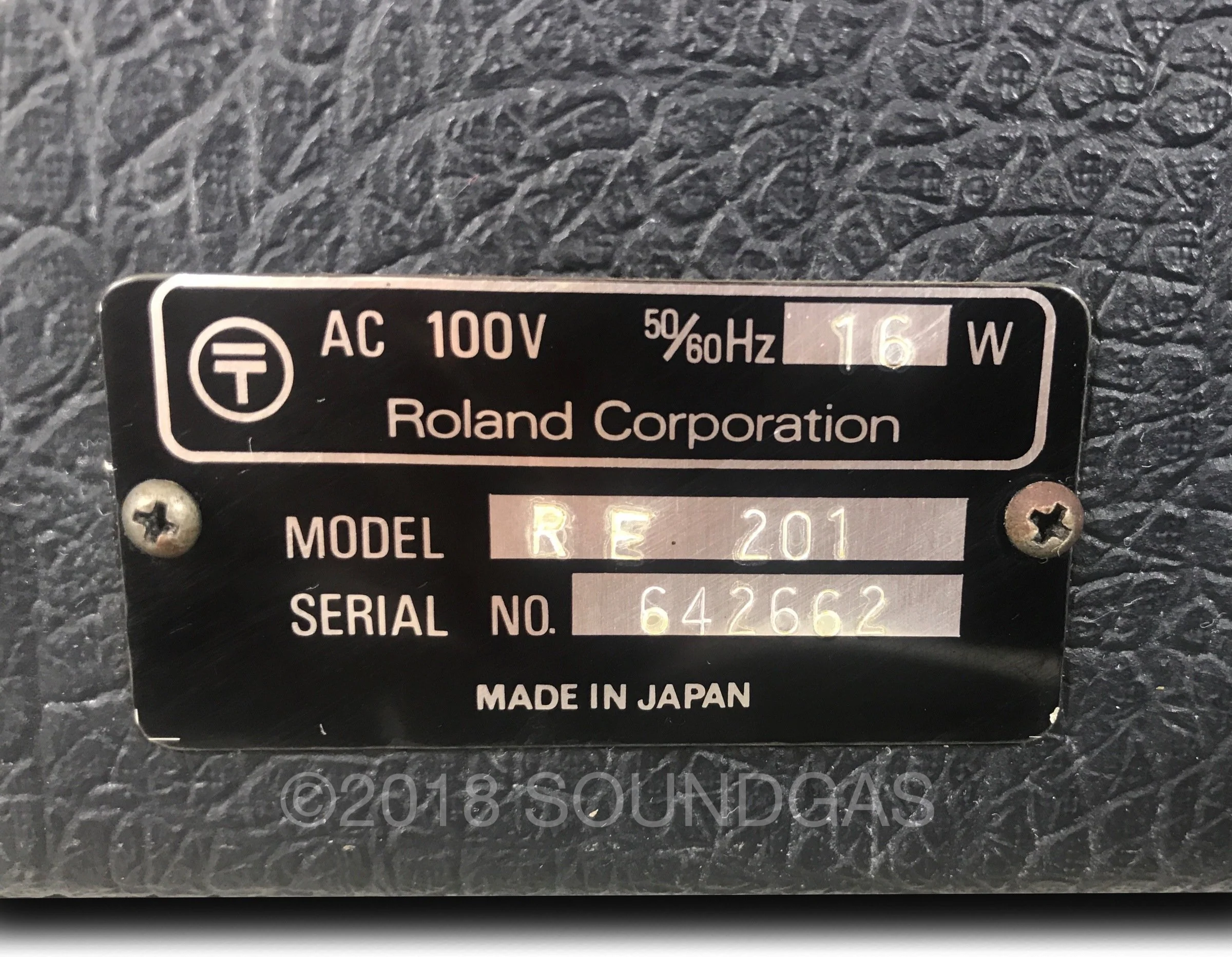 Roland RE-201 Space Echo 240v - Image 9