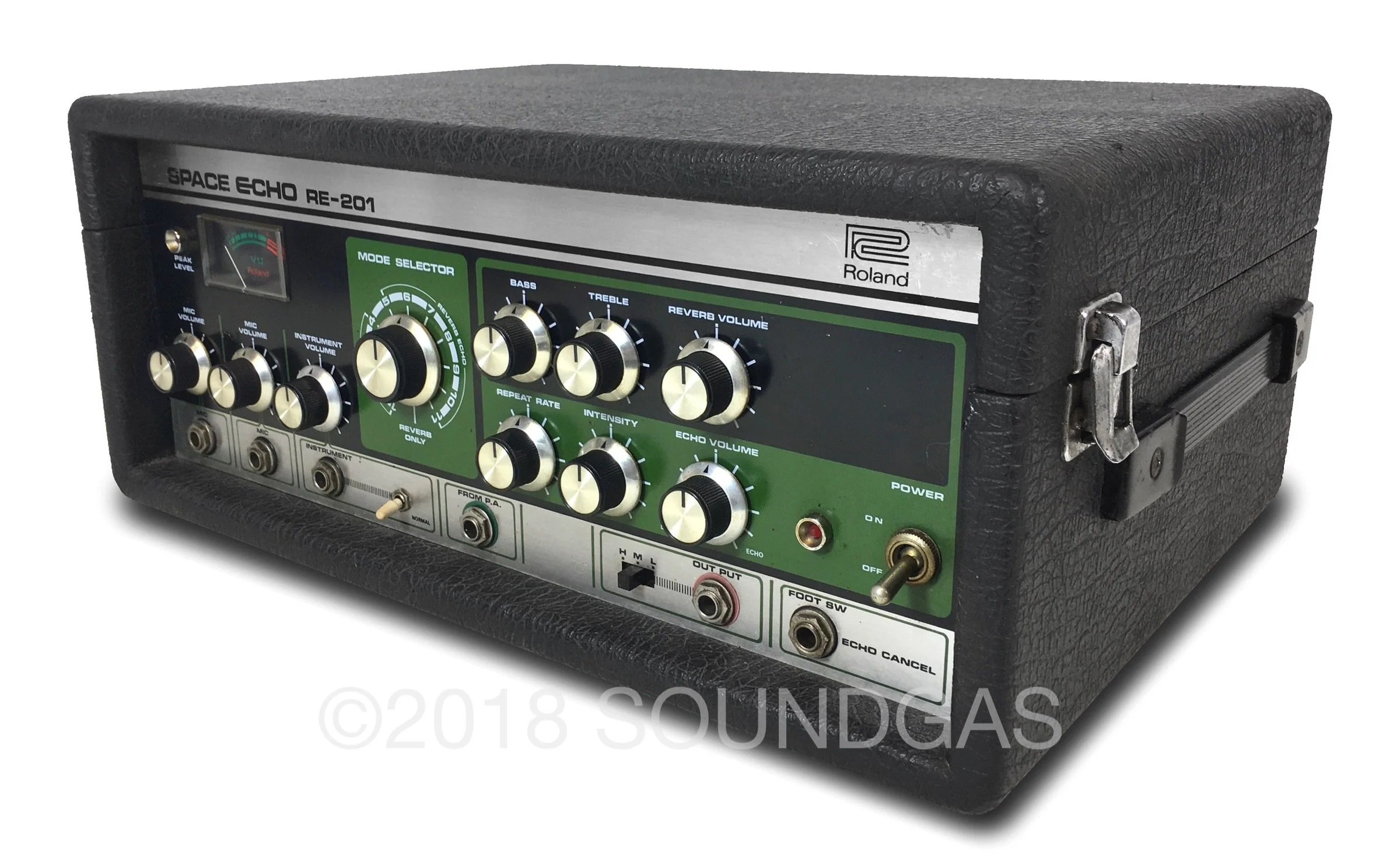 Roland RE-201 Space Echo - 240v - Image 3