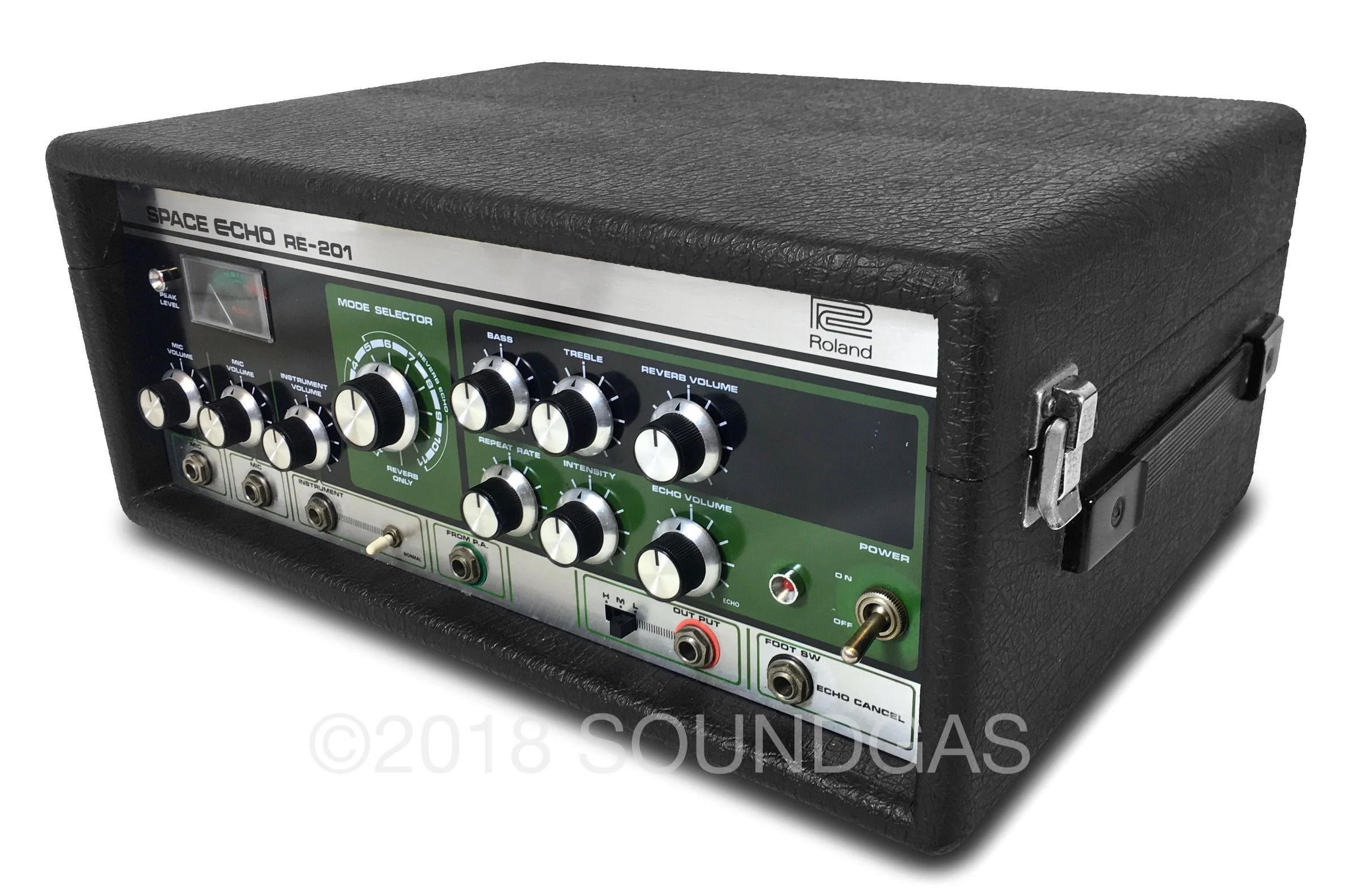 Roland RE-201 Space Echo - 240v - Image 3