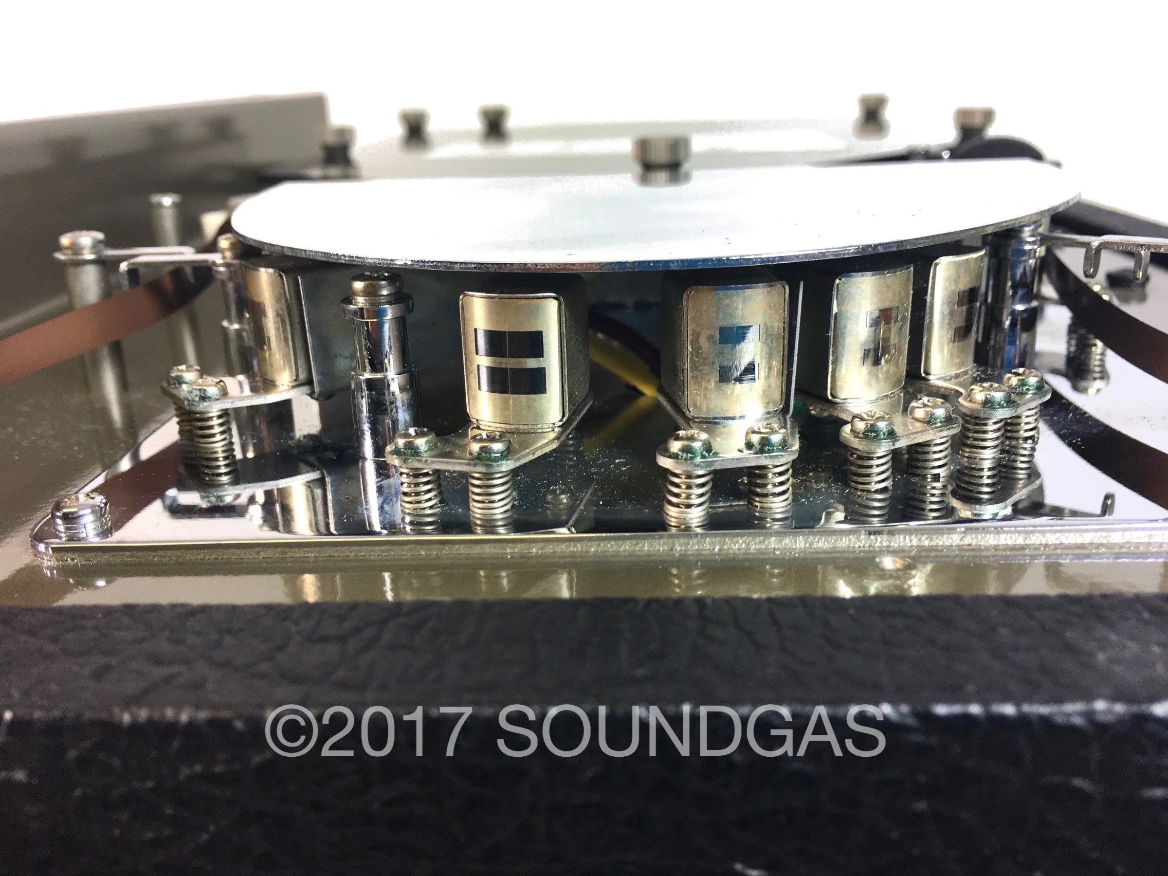Roland RE-301 Chorus Echo - Image 10