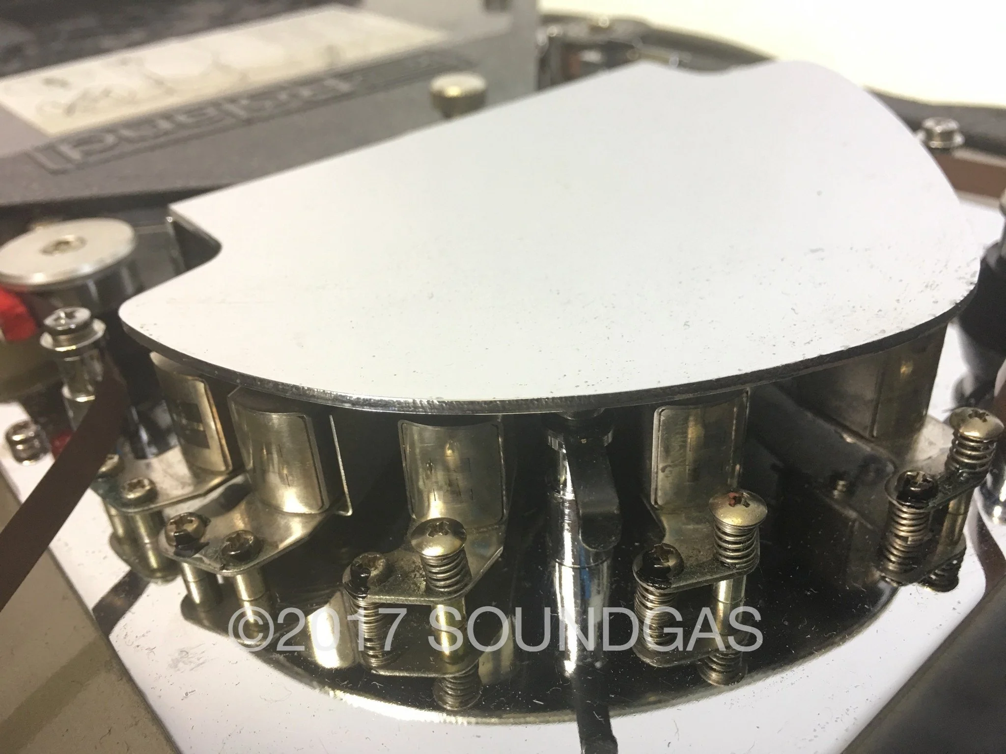 Roland RE-501 Chorus Echo 220v - Image 5