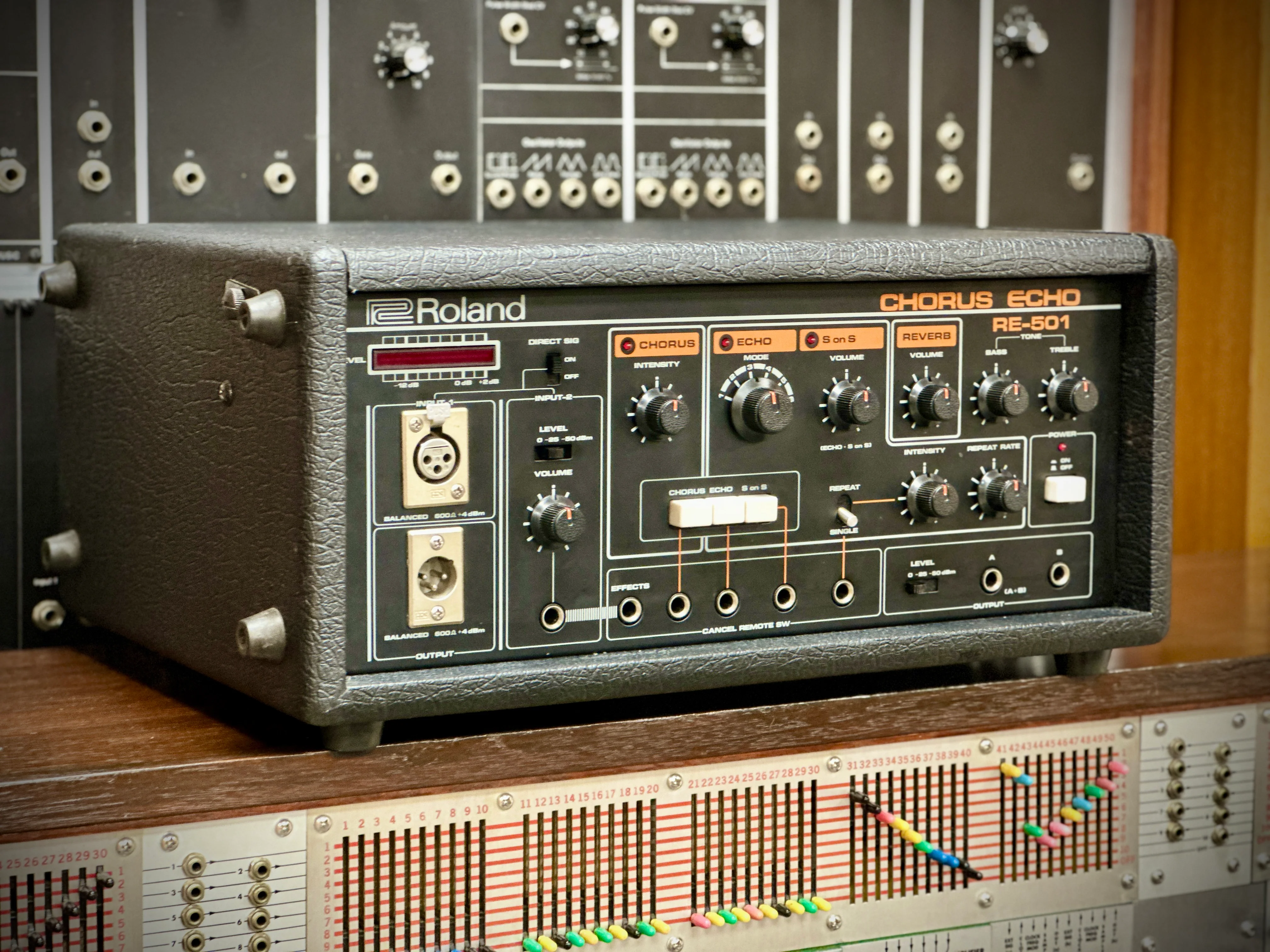 Roland RE-501 Chorus Echo - Image 4
