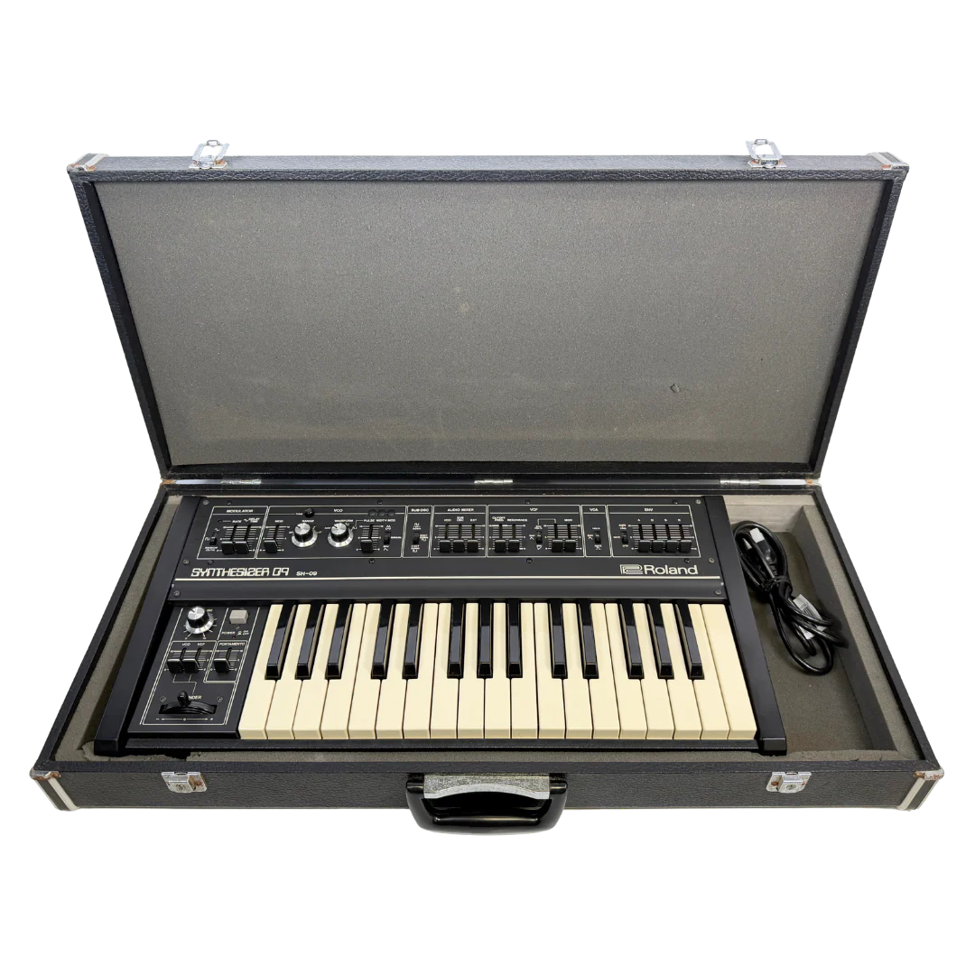 Roland SH-09 Cased - SN 065384