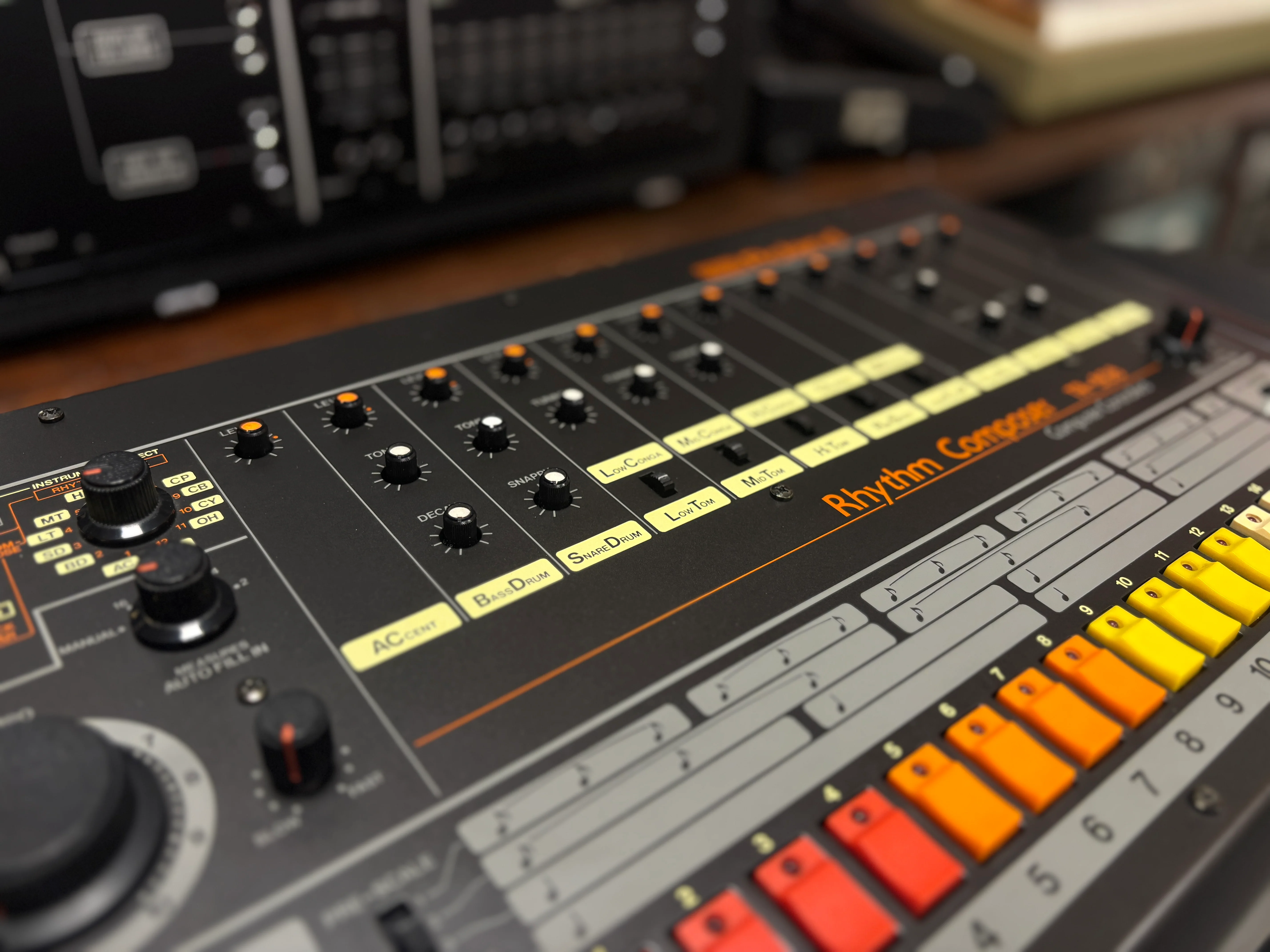 Roland TR-808 Rhythm Composer - near mint SN 311244 - Image 13