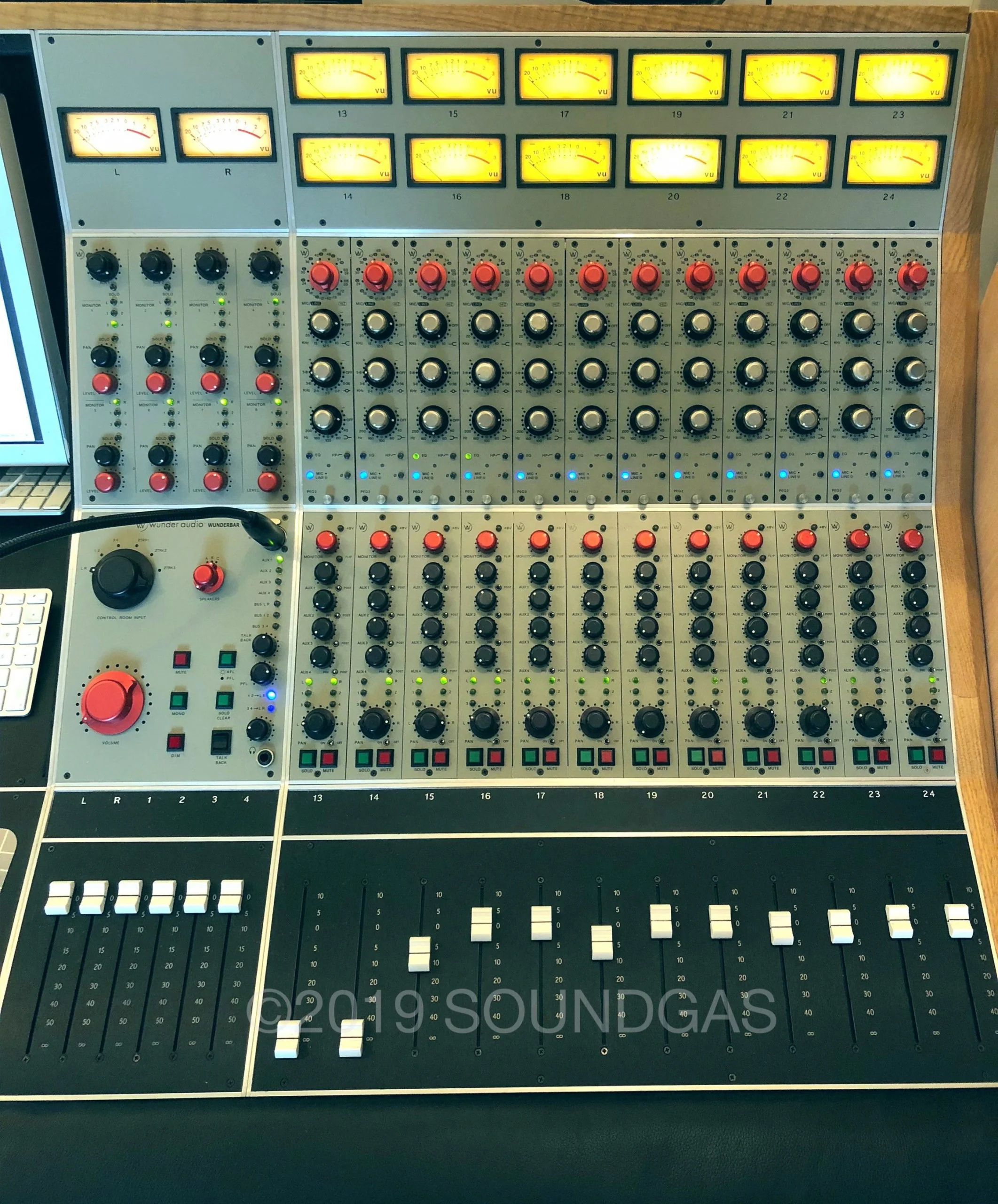 Wunder Audio Wunderbar 24 Channel Console - Image 3
